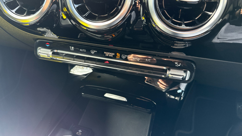 Mercedes-Benz CLA 180 Sport Executive 5dr Tip Auto Petrol Estate